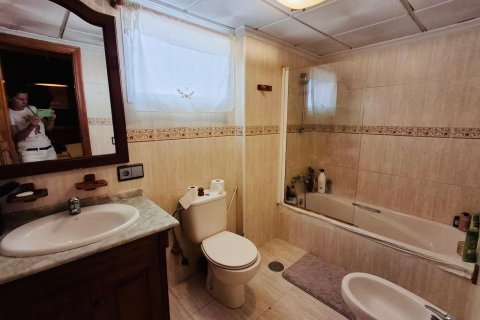 Apartamento en venta en Benidorm, Alicante, España 111 m2 No. 191725 - foto 16