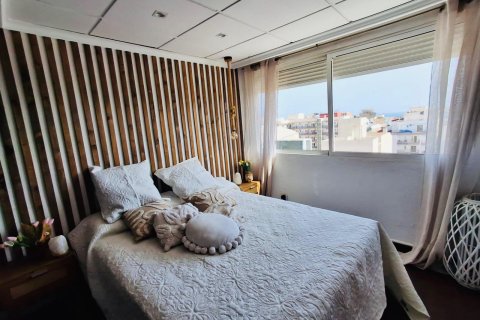 Apartamento en venta en Benidorm, Alicante, España 111 m2 No. 191725 - foto 2