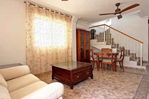 Kaupunkipientalo myytävänä Alicante, Espanja, 3 makuuhuonetta, 101 m2 No. 139497 - kuva 4