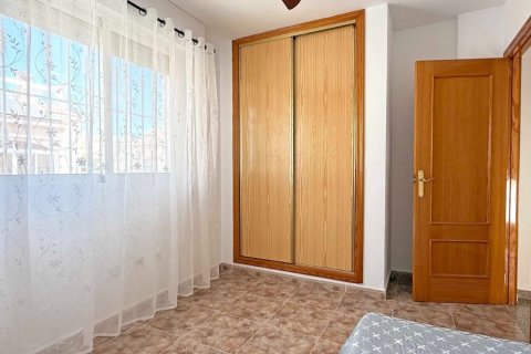 Kaupunkipientalo myytävänä Alicante, Espanja, 3 makuuhuonetta, 101 m2 No. 139497 - kuva 9