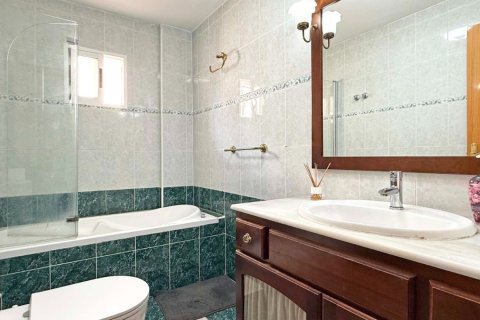 Kaupunkipientalo myytävänä Alicante, Espanja, 3 makuuhuonetta, 101 m2 No. 139497 - kuva 20