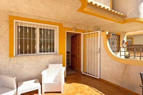 Kaupunkipientalo myytävänä Alicante, Espanja, 3 makuuhuonetta, 101 m2 No. 139497 - kuva 18