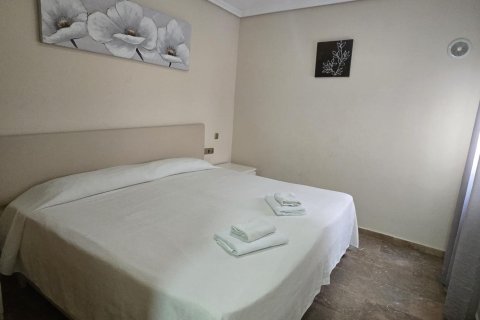 Lägenhet till salu Torrevieja, Alicante, Spanien 3 sovrum, 123 kvm. Nr. 139498 - foto 15