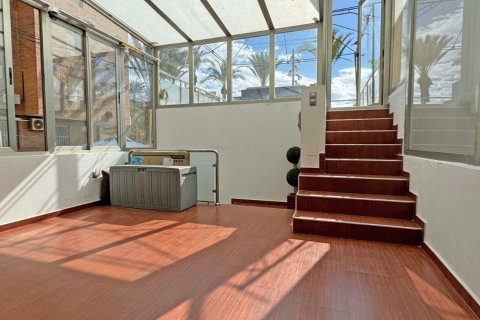 Dzīvoklis pārdošanā Torrevieja, Alicante, Spānijā 4 istabas, 154 m2 Nr. 139501 - attēls 4