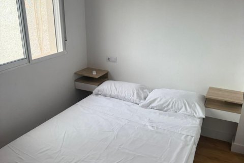 Radhus till salu Torrevieja, Alicante, Spanien 3 sovrum, 86 kvm. Nr. 139499 - foto 17