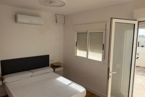 Radhus till salu Torrevieja, Alicante, Spanien 3 sovrum, 86 kvm. Nr. 139499 - foto 20
