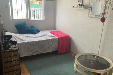 Radhus till salu Punta Prima, Alicante, Spanien 3 sovrum, 80 kvm. Nr. 139503 - foto 11