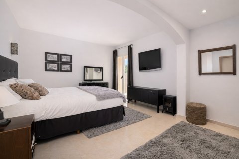 Huoneisto myytävänä Santa Ponsa, Mallorca, Espanja, 3 makuuhuonetta, 194 m2 No. 179988 - kuva 3