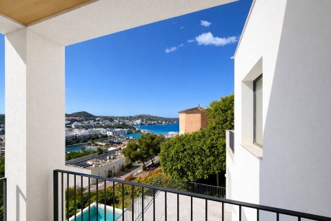 Villa for sale in Santa Ponsa, Mallorca, Spain 6 bedrooms, 456 sq.m. No. 179991 - photo 17
