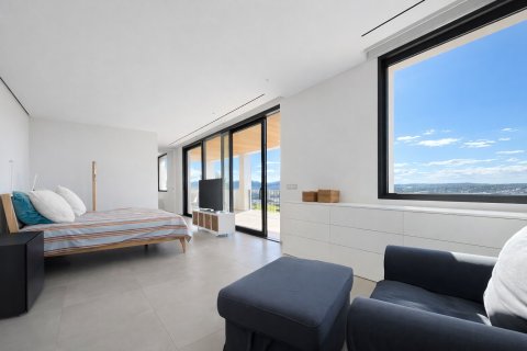 Villa for sale in Santa Ponsa, Mallorca, Spain 6 bedrooms, 456 sq.m. No. 179991 - photo 15