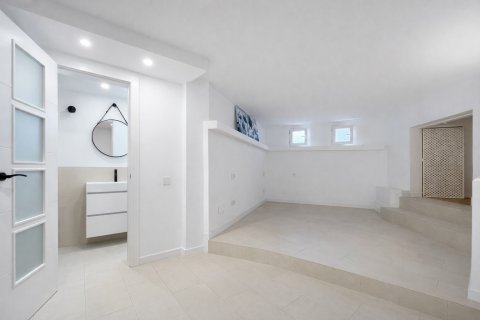 Apartment for sale in Santa Ponsa, Mallorca, Spain 3 bedrooms, 126 sq.m. No. 179993 - photo 21