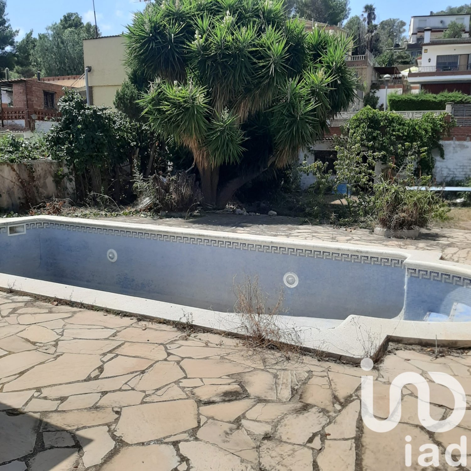 Land plot à La Bisbal Del Penedes, Tarragona, Espagne 1200 m2 No. 185724