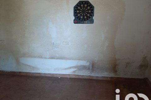 Land plot for sale in La Bisbal Del Penedes, Tarragona, Spain 1200 sq.m. No. 185724 - photo 29