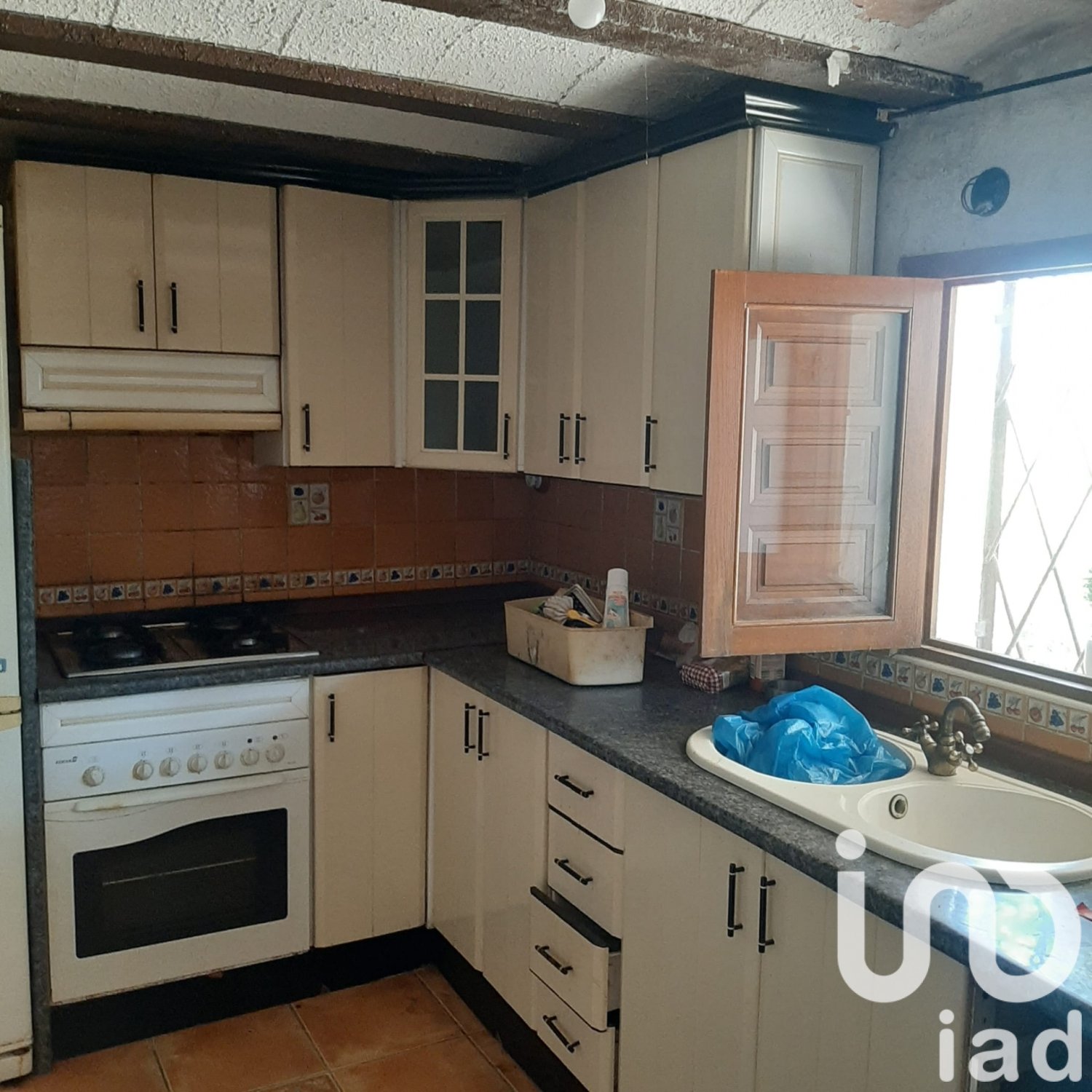 Land plot à La Bisbal Del Penedes, Tarragona, Espagne 1200 m2 No. 185724