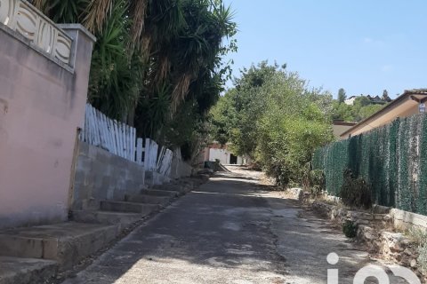 Land plot for sale in La Bisbal Del Penedes, Tarragona, Spain 1200 sq.m. No. 185724 - photo 7