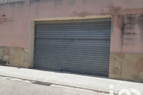 Land plot for sale in La Bisbal Del Penedes, Tarragona, Spain 1200 sq.m. No. 185724 - photo 28