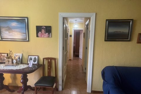 Продажа квартиры в Севилья, Испания 3 спальни, 83м2 №185725 - фото 3