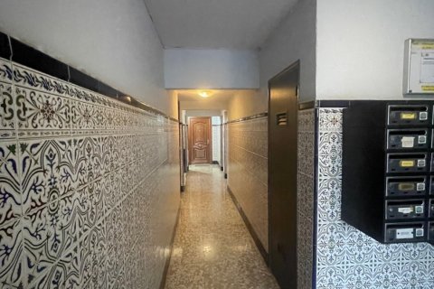 Продажа квартиры в Севилья, Испания 3 спальни, 83м2 №185725 - фото 2