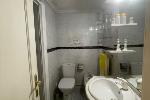 Продажа квартиры в Севилья, Испания 3 спальни, 83м2 №185725 - фото 22