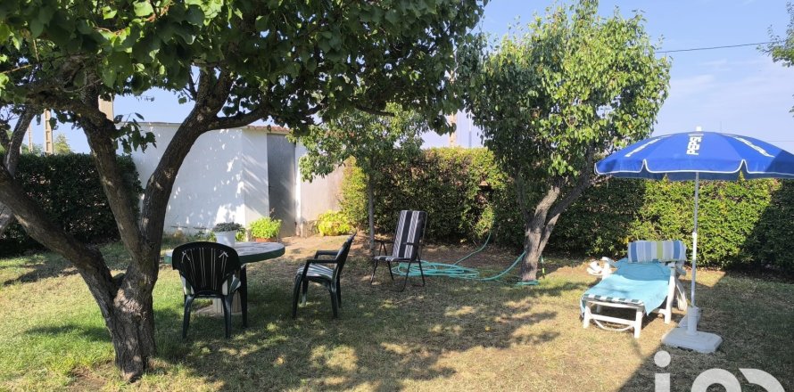 House in Leon, Spain 3 bedrooms, 103 sq.m. No. 185729