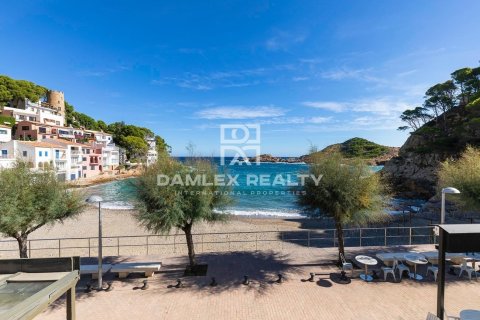 Huoneisto myytävänä Begur, Girona, Espanja, 4 makuuhuonetta, 94 m2 No. 177026 - kuva 16