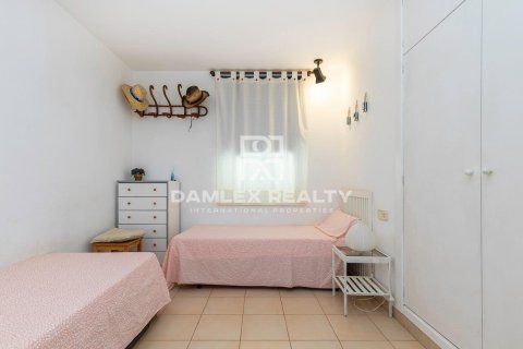 Huoneisto myytävänä Begur, Girona, Espanja, 4 makuuhuonetta, 94 m2 No. 177026 - kuva 10