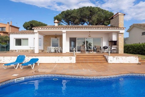 Dom w Lloret de Mar, Girona, Hiszpania 4 sypialnie, 335 mkw. nr 177022 – zdjęcie 8