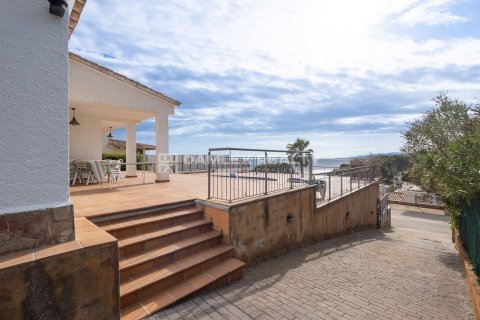 Dom w Lloret de Mar, Girona, Hiszpania 4 sypialnie, 335 mkw. nr 177022 – zdjęcie 30