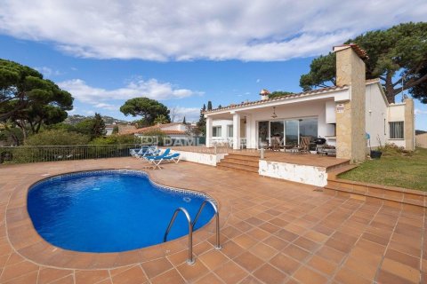Dom w Lloret de Mar, Girona, Hiszpania 4 sypialnie, 335 mkw. nr 177022 – zdjęcie 29