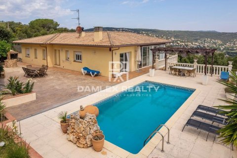Villa in Platja D'aro, Girona, Spain 4 bedrooms, 347 sq.m. No. 177025