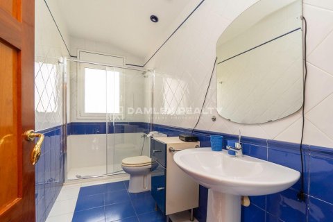Dom w Palamos, Girona, Hiszpania 6 sypialni, 405 mkw. nr 177021 – zdjęcie 29