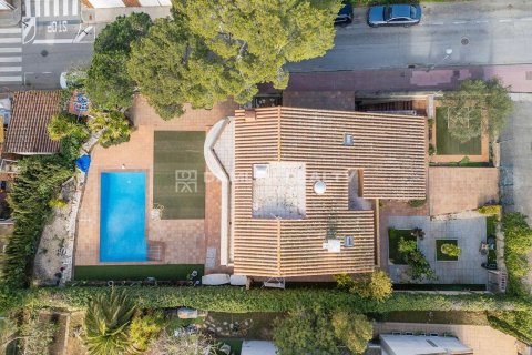 Dom w Palamos, Girona, Hiszpania 6 sypialni, 405 mkw. nr 177021 – zdjęcie 5