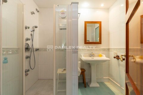 Dom w Palamos, Girona, Hiszpania 6 sypialni, 405 mkw. nr 177021 – zdjęcie 19
