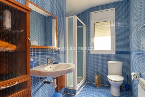 Dom w Palamos, Girona, Hiszpania 6 sypialni, 405 mkw. nr 177021 – zdjęcie 25