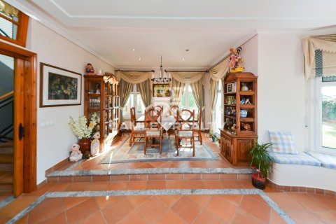 Willa w Lloret de Mar, Girona, Hiszpania 5 sypialni, 360 mkw. nr 177023 – zdjęcie 7