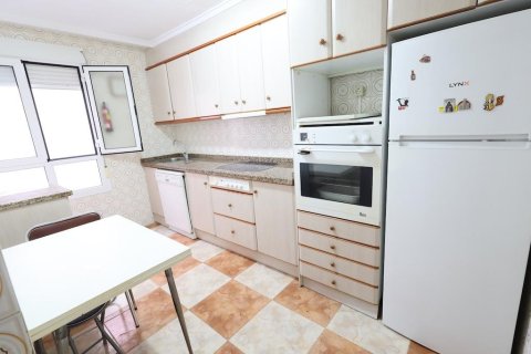 Apartamento en venta en Torrevieja, Alicante, España 3 dormitorios, 117 m2 No. 149284 - foto 7