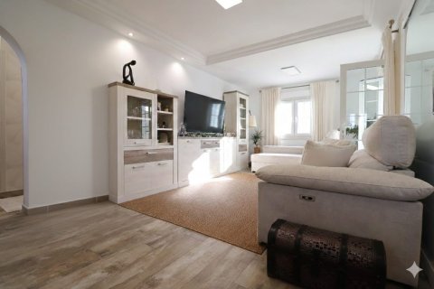 Villa à vendre à Alicante, Espagne, 4 chambres, 118 m2 No. 149283 - photo 3