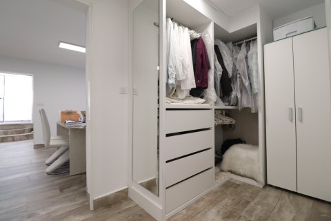 Villa à vendre à Alicante, Espagne, 4 chambres, 118 m2 No. 149283 - photo 30