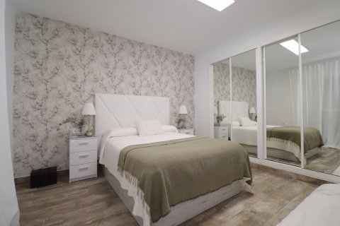 Villa à vendre à Alicante, Espagne, 4 chambres, 118 m2 No. 149283 - photo 16