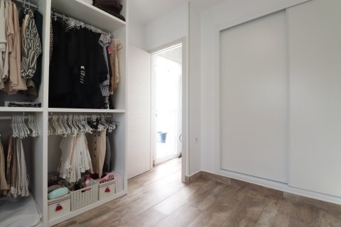 Villa à vendre à Alicante, Espagne, 4 chambres, 118 m2 No. 149283 - photo 23