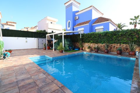 Villa à vendre à Alicante, Espagne, 4 chambres, 118 m2 No. 149283 - photo 2