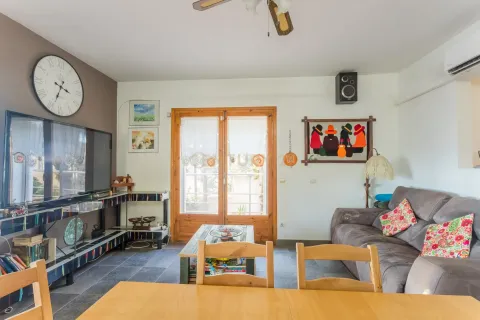 House for sale in Calella, Barcelona, Spain 2 bedrooms, 164 sq.m. No. 166965 - photo 12