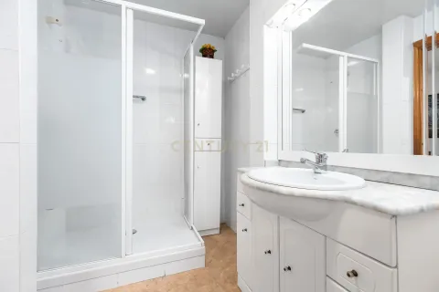 House à vendre à Sabadell, Barcelona, Espagne, 3 chambres, 138 m2 No. 166968 - photo 20