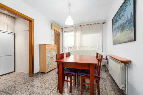 House à vendre à Sabadell, Barcelona, Espagne, 3 chambres, 138 m2 No. 166968 - photo 7