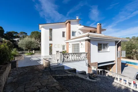 House à vendre à Tordera, Barcelona, Espagne, 5 chambres, 327 m2 No. 166962 - photo 2