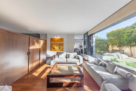 House in Barcelona, Spain 4 bedrooms, 302 sq.m. No. 166963