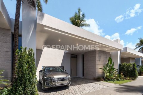 Villa for sale in Casares, Malaga, Spain 3 bedrooms, 191 sq.m. No. 149944 - photo 2