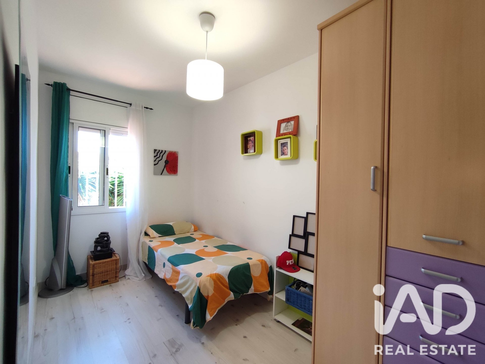 Townhouse à Cubelles, Barcelona, Espagne 5 chambres, 138 m2 No. 195015