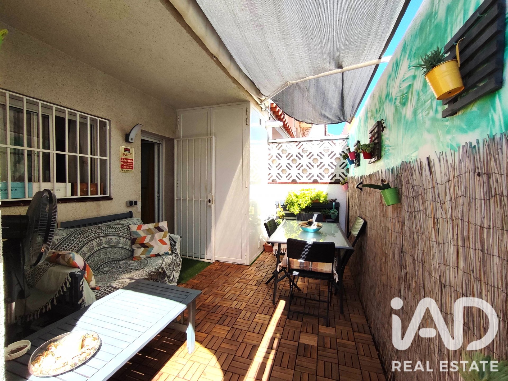 Townhouse à Cubelles, Barcelona, Espagne 5 chambres, 138 m2 No. 195015