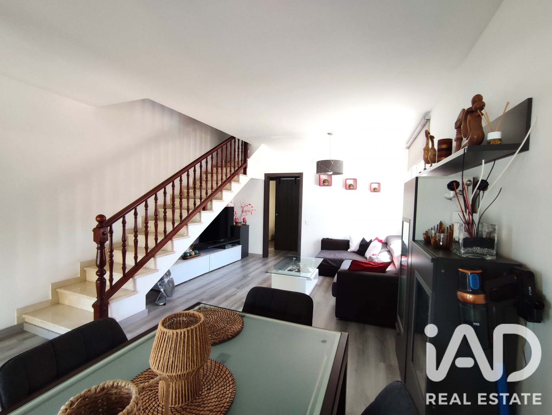 Townhouse à Cubelles, Barcelona, Espagne 5 chambres, 138 m2 No. 195015